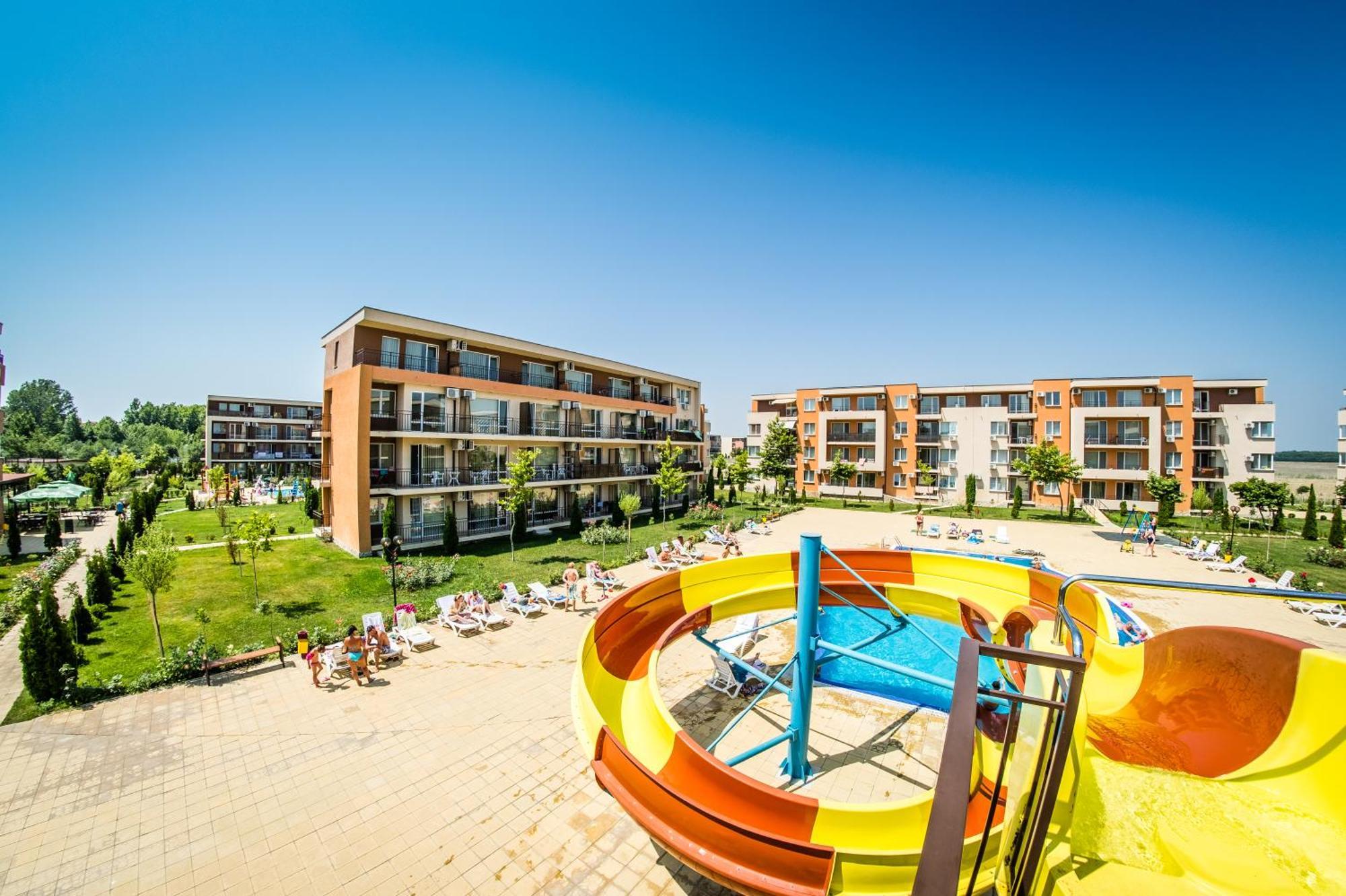 Holiday Garden Resort Sunny Beach Exterior foto